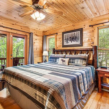 Incredible Views! - Pet Friendly - Aska Adventure Area - Bearfoot Bungalow Blue Ridge Dış mekan fotoğraf