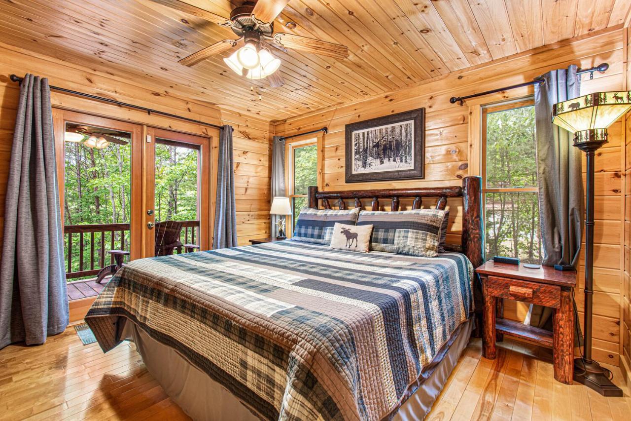 Incredible Views! - Pet Friendly - Aska Adventure Area - Bearfoot Bungalow Blue Ridge Dış mekan fotoğraf