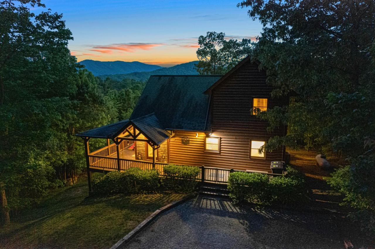 Incredible Views! - Pet Friendly - Aska Adventure Area - Bearfoot Bungalow Blue Ridge Dış mekan fotoğraf